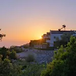 Sole Villa *